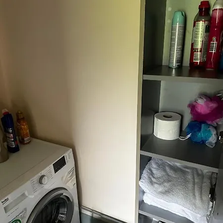 Spacieux Avec Grand Jardin Et Terrasse 1 A 8 Pers *