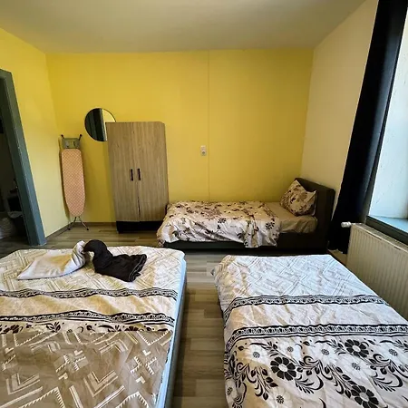 Spacieux Avec Grand Jardin Et Terrasse 1 A 8 Pers