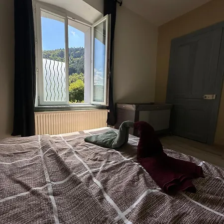 Апартаменты Spacieux Avec Grand Jardin Et Terrasse 1 A 8 Pers *