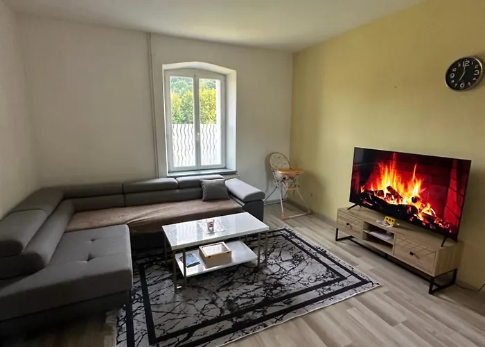 Apartmán Spacieux Avec Grand Jardin Et Terrasse 1 A 8 Pers